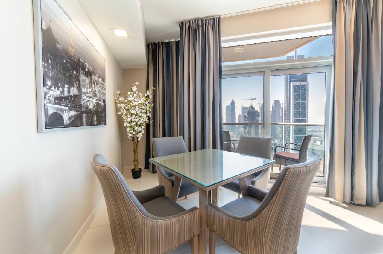 Appartamento Icon Casa Living - Super Loft West Tower Dubai Esterno foto