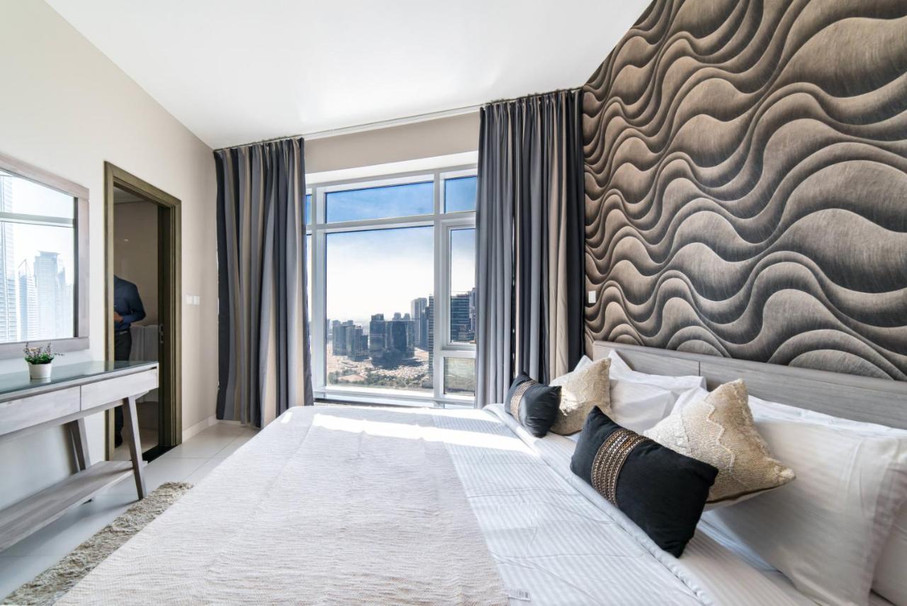 Appartamento Icon Casa Living - Super Loft West Tower Dubai Esterno foto